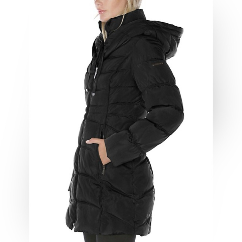 Laundry by Shelli Segal Coat size XS black 3/4 length Best-Selling Puffer Coat 🖤